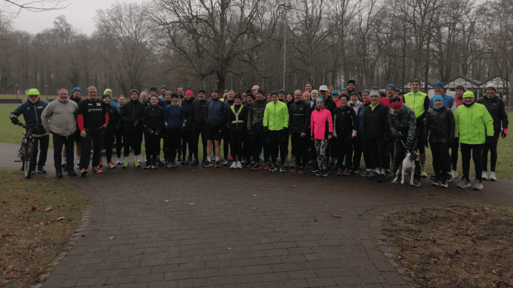 Paderborns gemütlicher Silvesterlauf: 2025 war die 22. Auflage des Raus-Laufs der Basketballer aus Paderborn