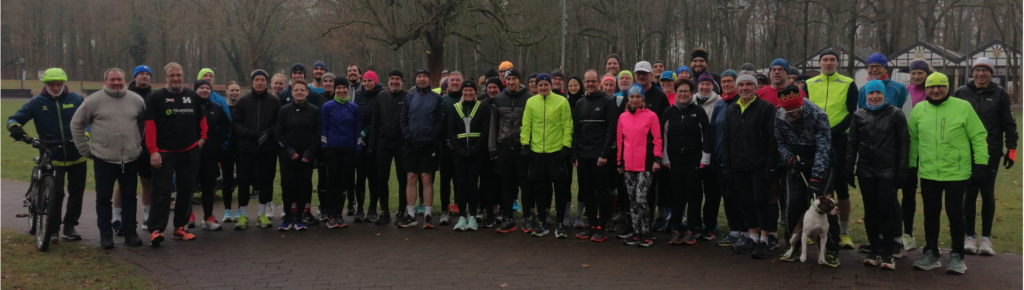 Die Teilnehmenden beim 22. Taus-Lauf der Basketballer des SC Grün-Weiß Paderborn und des Fördervereins Pro-Basketball Paderborn am 31. Dezember 2025